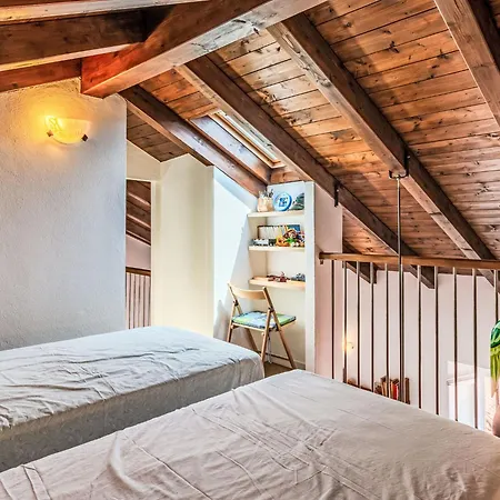 Laghina By Interhome Apartmán