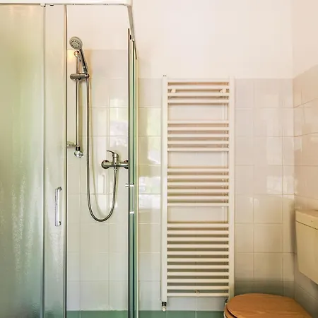 Laghina By Interhome *