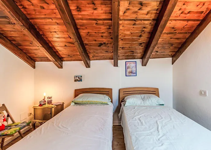 Laghina By Interhome דירה *