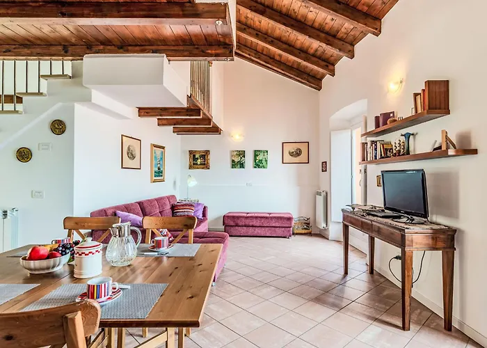 דירה Laghina By Interhome *