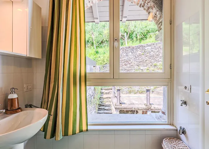 Laghina By Interhome